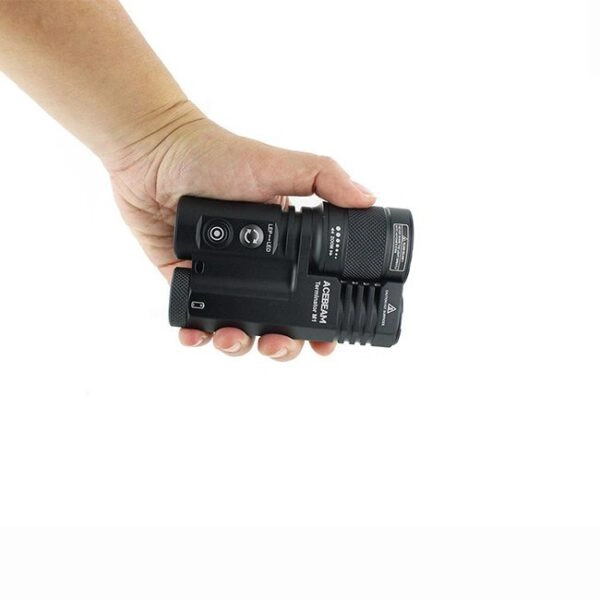 چراغ قوه اِیس بیم ام وان Acebeam M1