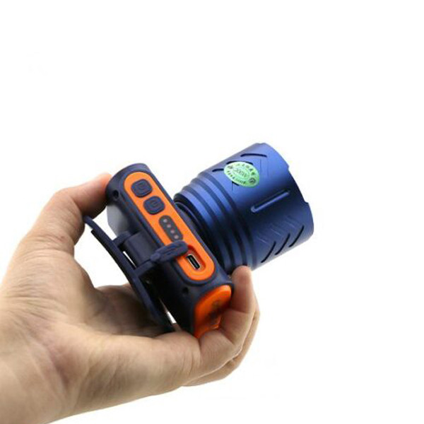 چراغ پیشانی سبک وزن - آزادی حرکت برای دویدن و کوهپیمایی