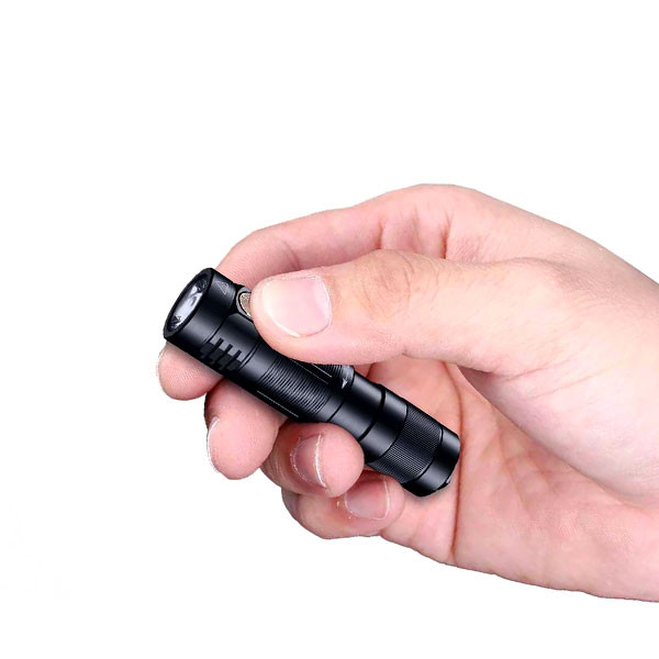 مشخصات چراغ قوه جیبی فنیکس Fenix E09R